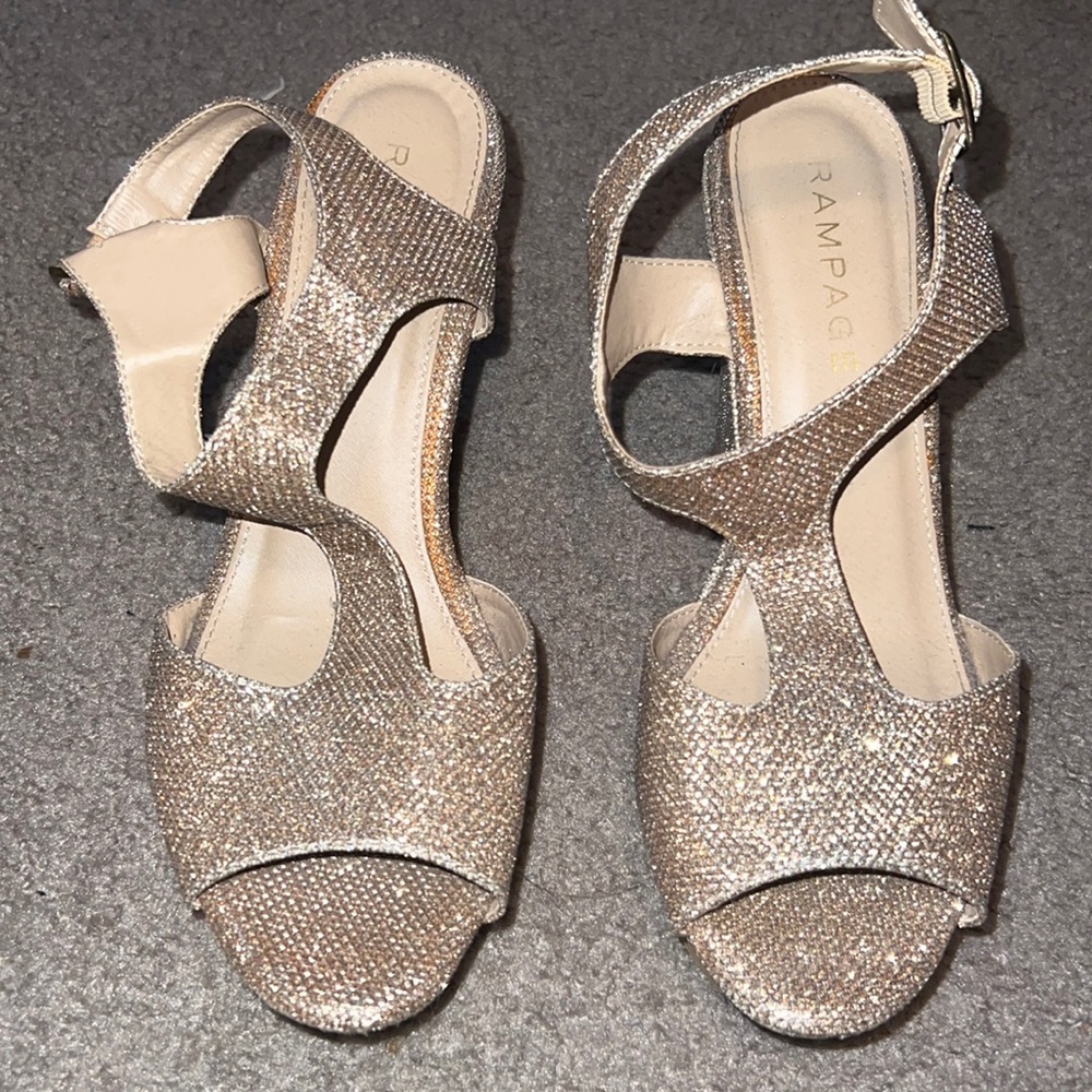 Gold sandal wedges